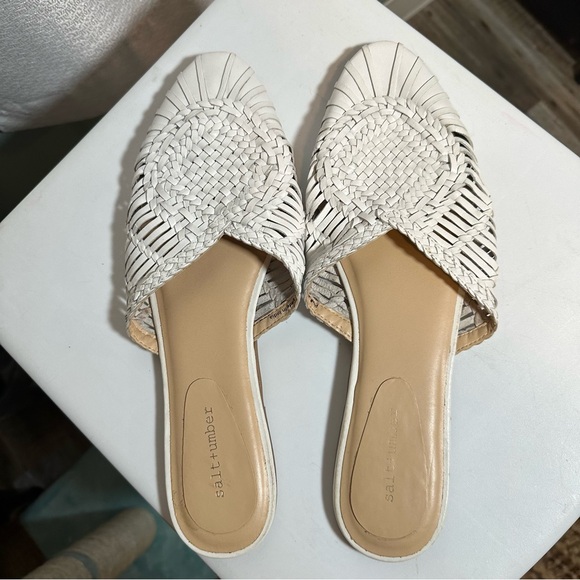 Women's White Woven Slide Sandals - Picture 2 of 5